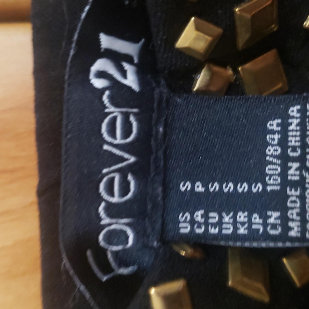 Forever 21 Zip front, bodycon dress. A couple of missing hardwear. - Picture 5 of 5